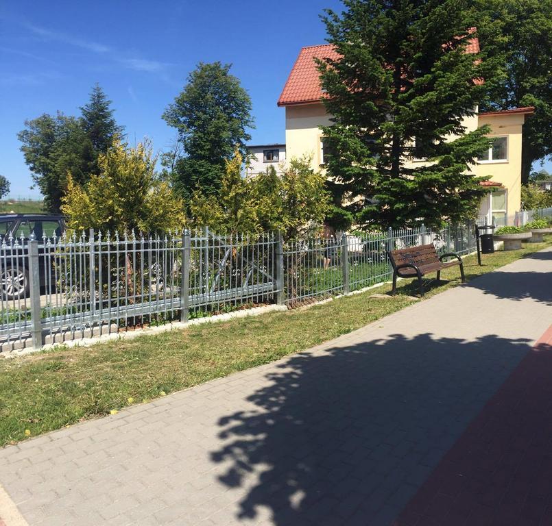 Willa Plaza Pokoje I Domki Z Widokiem Na Morze Leilighet Dziwnów Eksteriør bilde